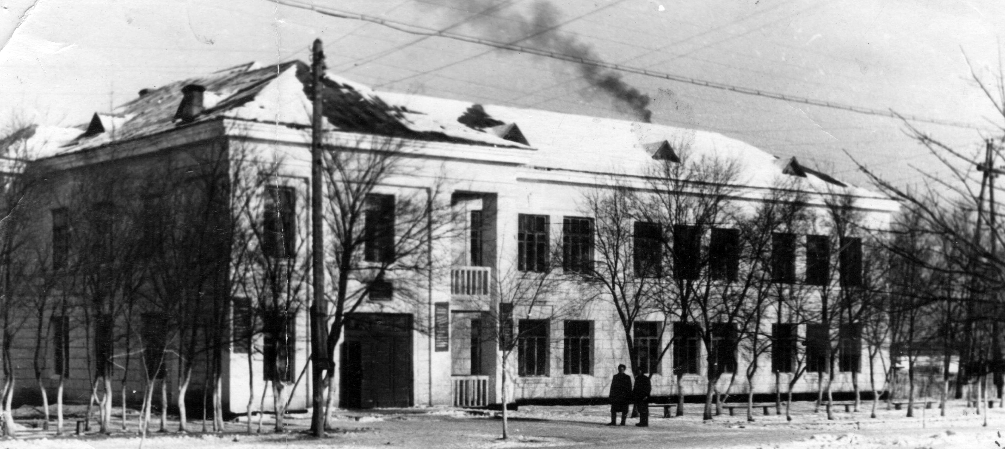 Школа-К-Р-построенная-к-конце-30-х